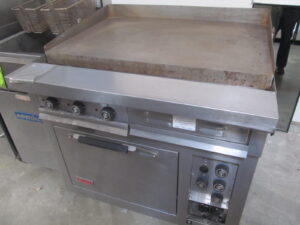 Lang Range With Flat Top Griddle