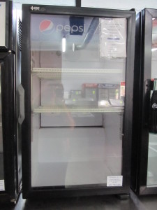 Glass Door Merchandising Cooler